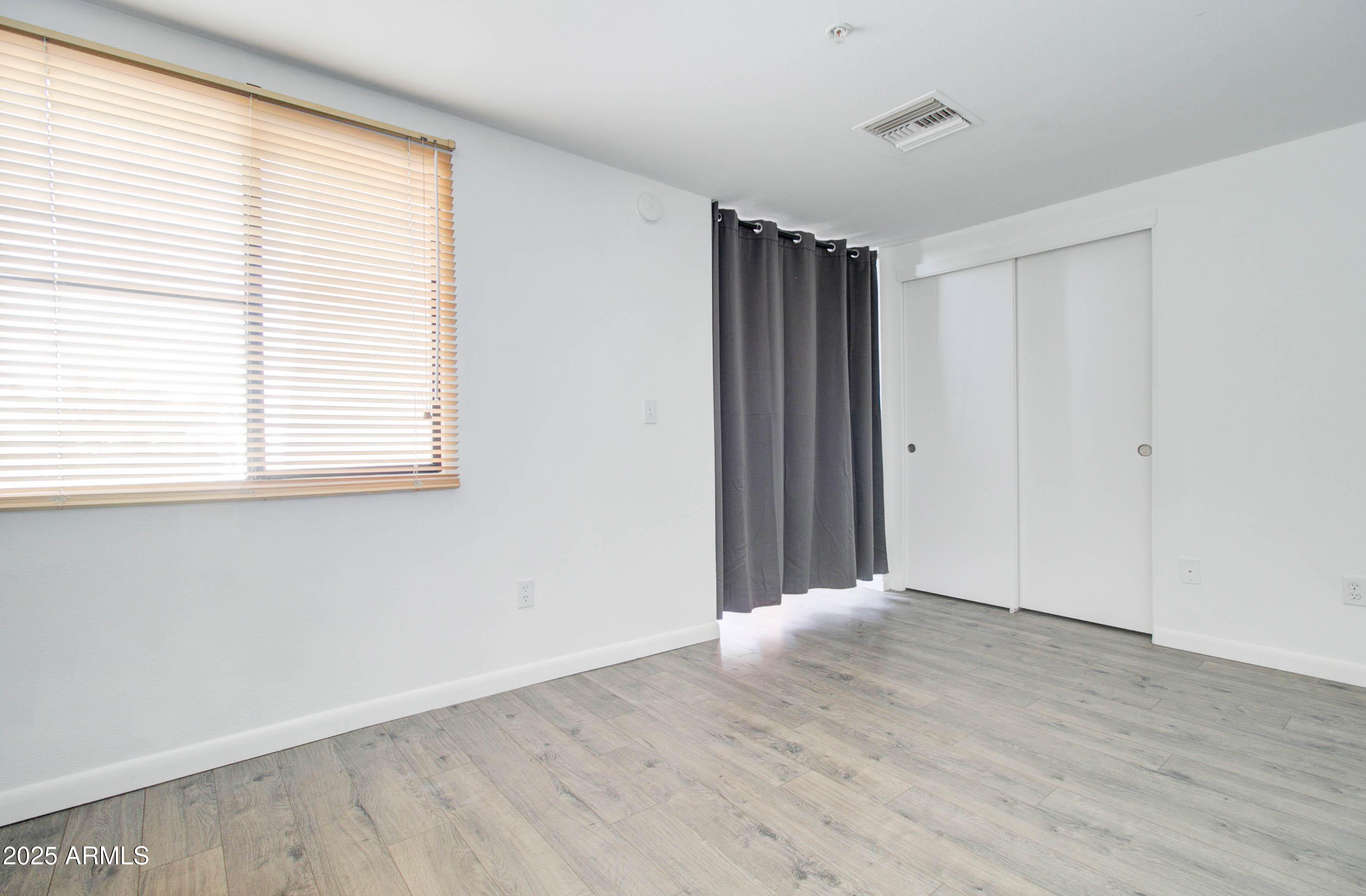 1005 E 8TH Street, 3015