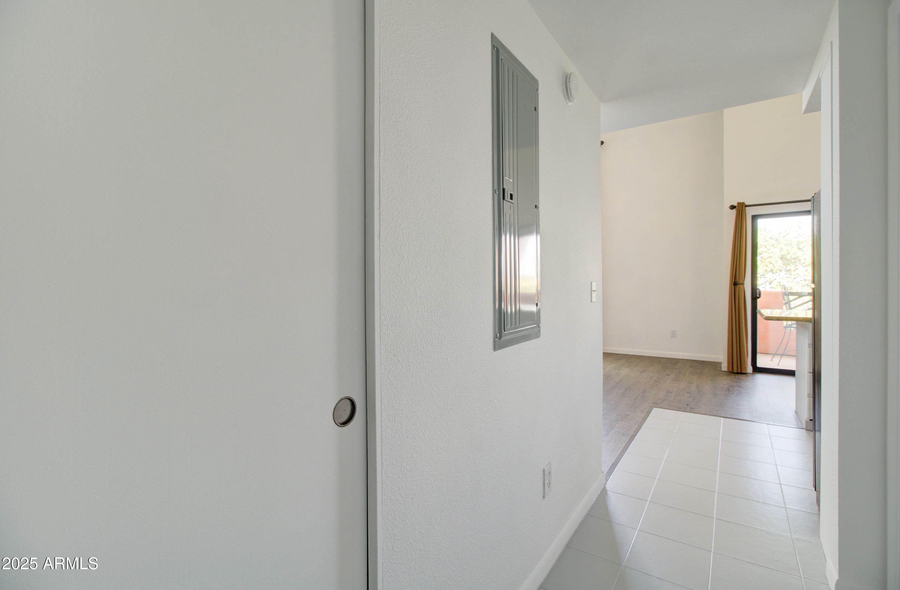 1005 E 8TH Street, 3015