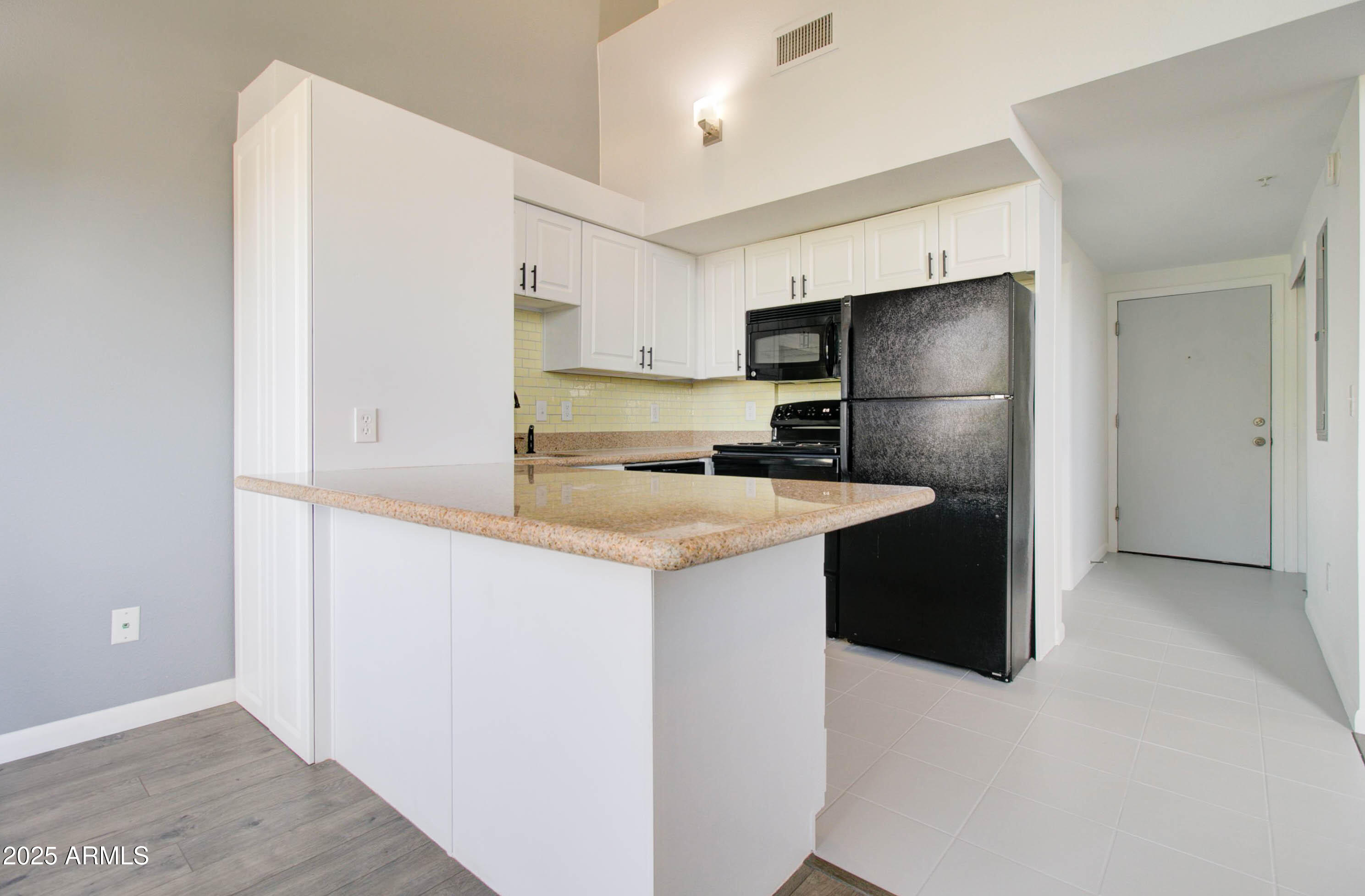 1005 E 8TH Street, 3015