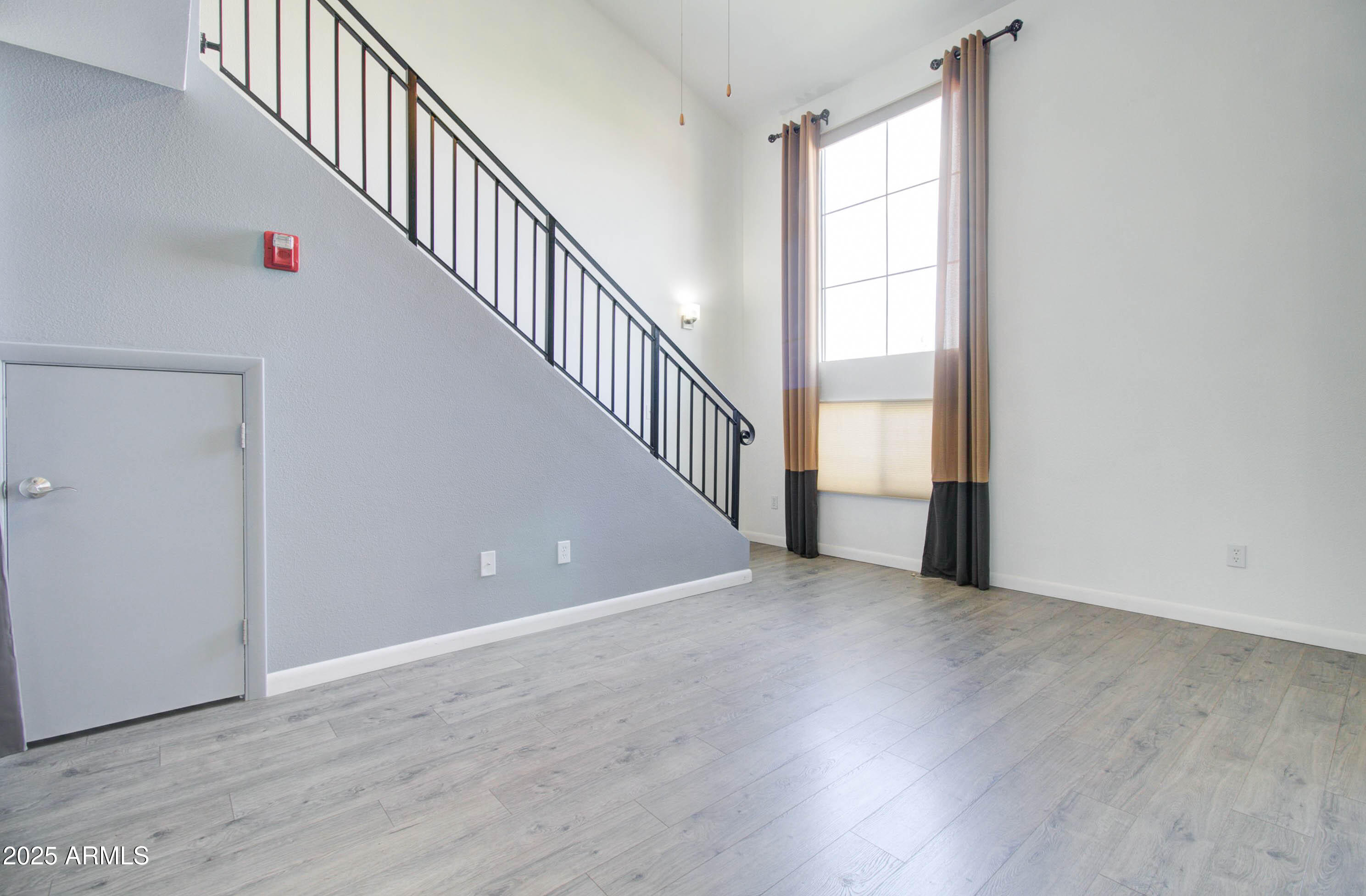 1005 E 8TH Street, 3015