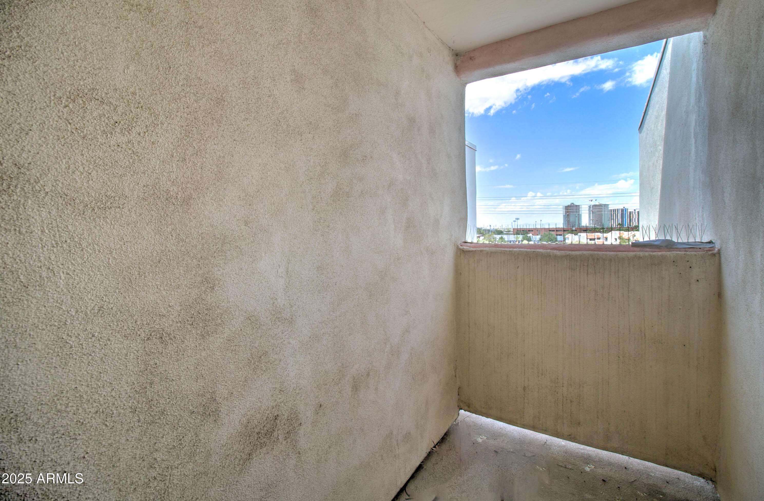 1005 E 8TH Street, 3015