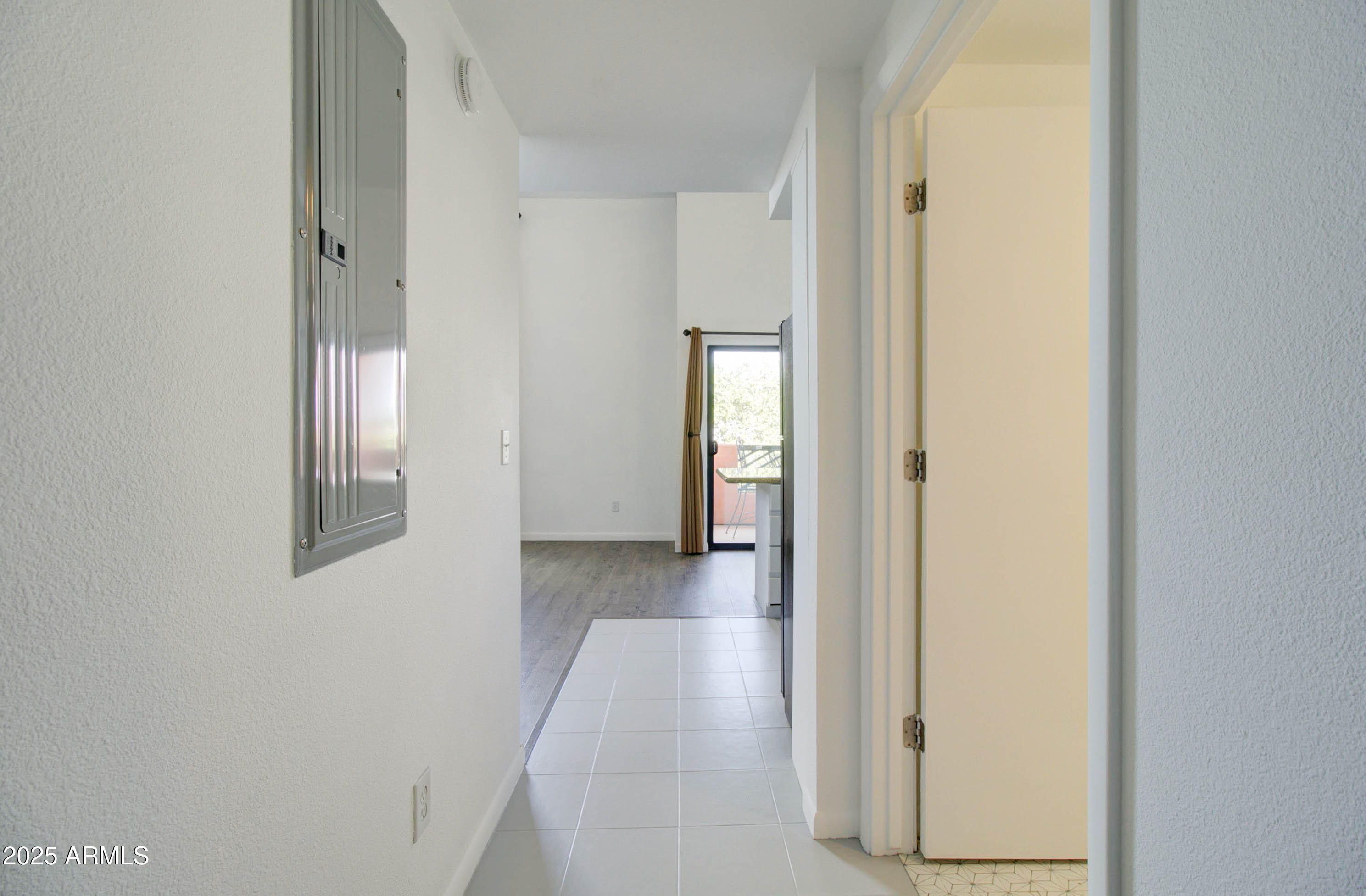 1005 E 8TH Street, 3015