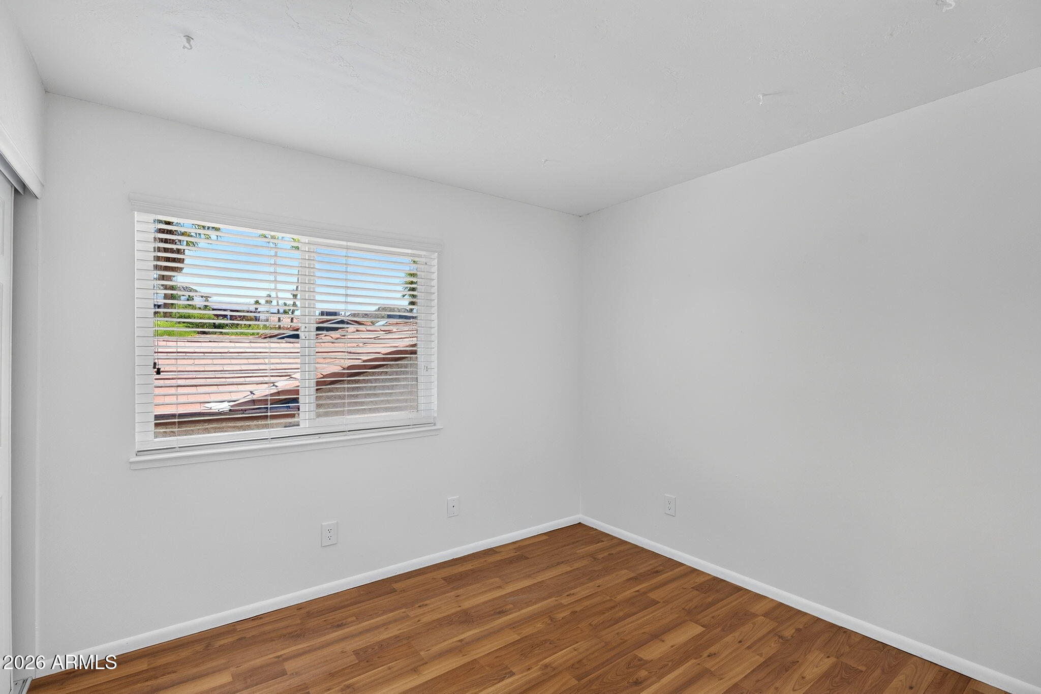 2119 E CROCUS Drive