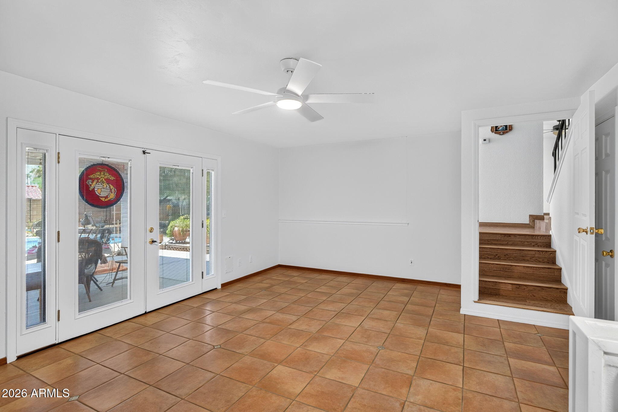 2119 E CROCUS Drive