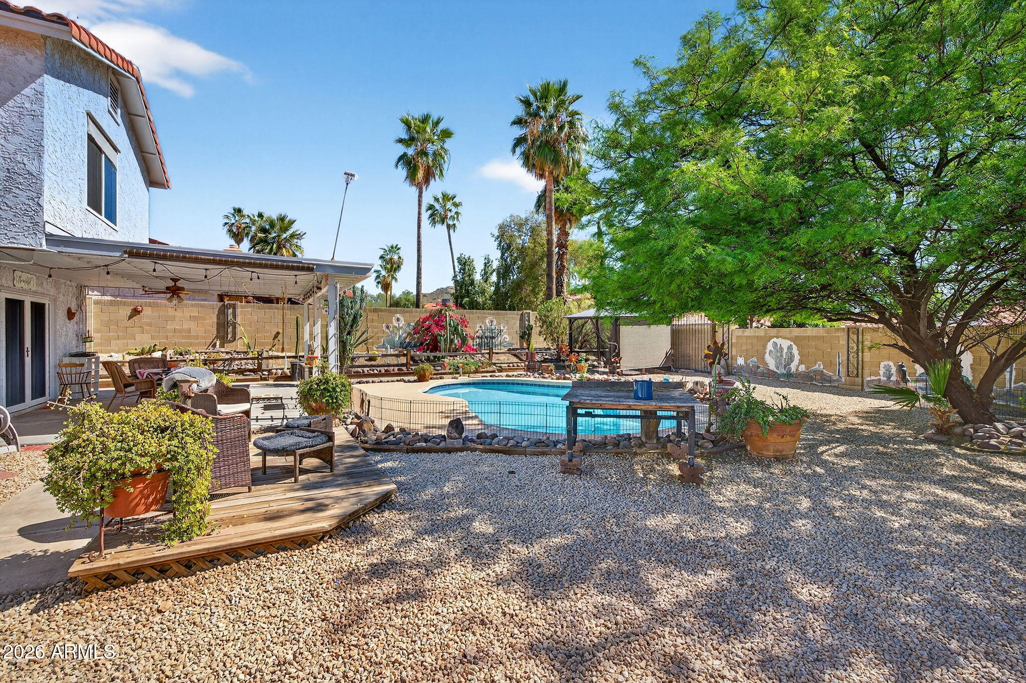 2119 E CROCUS Drive