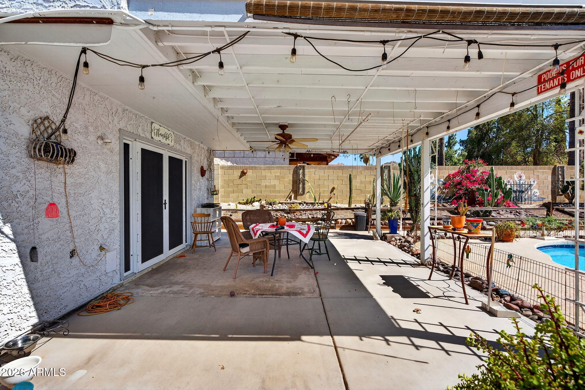 2119 E CROCUS Drive