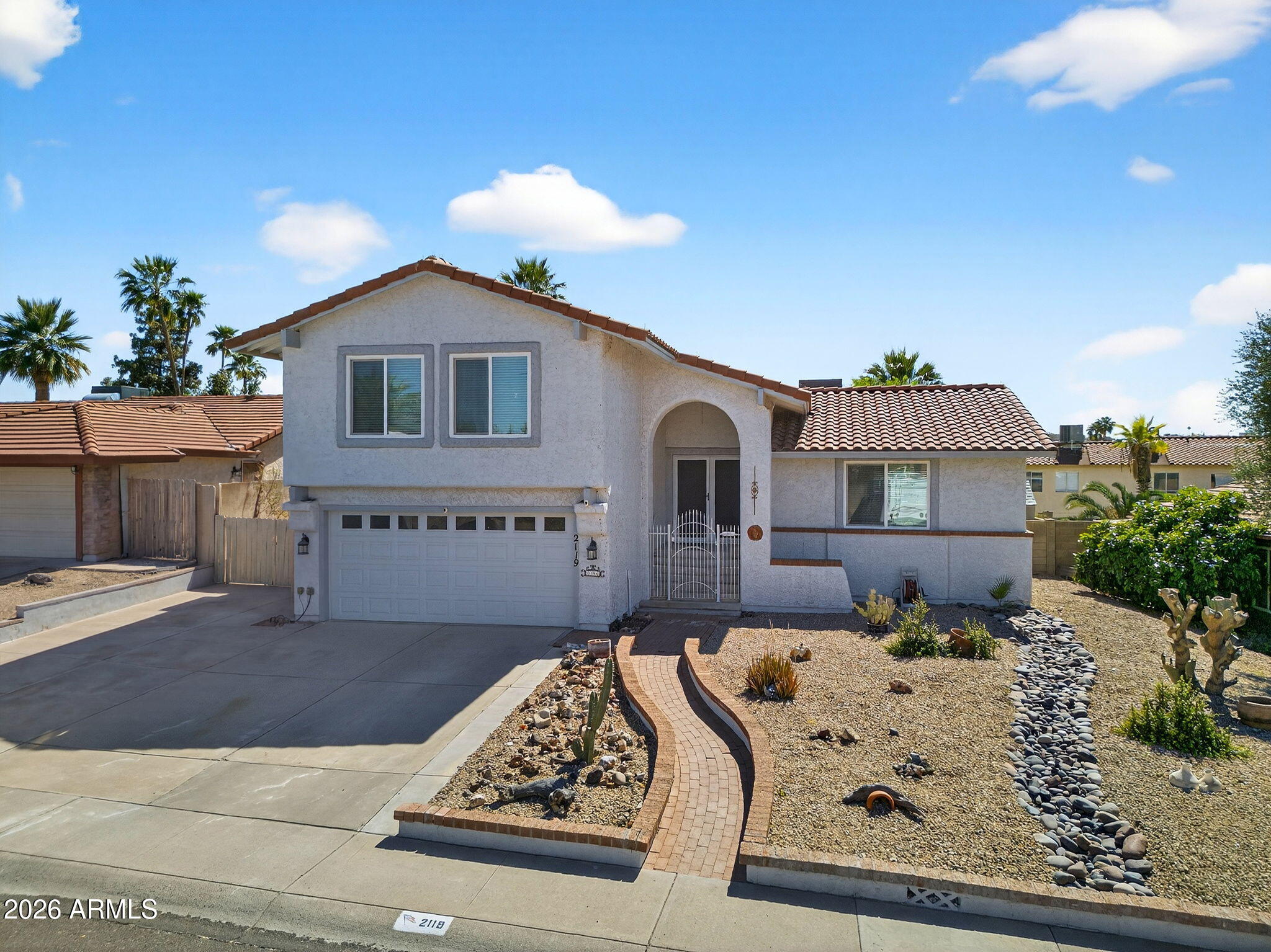 2119 E CROCUS Drive