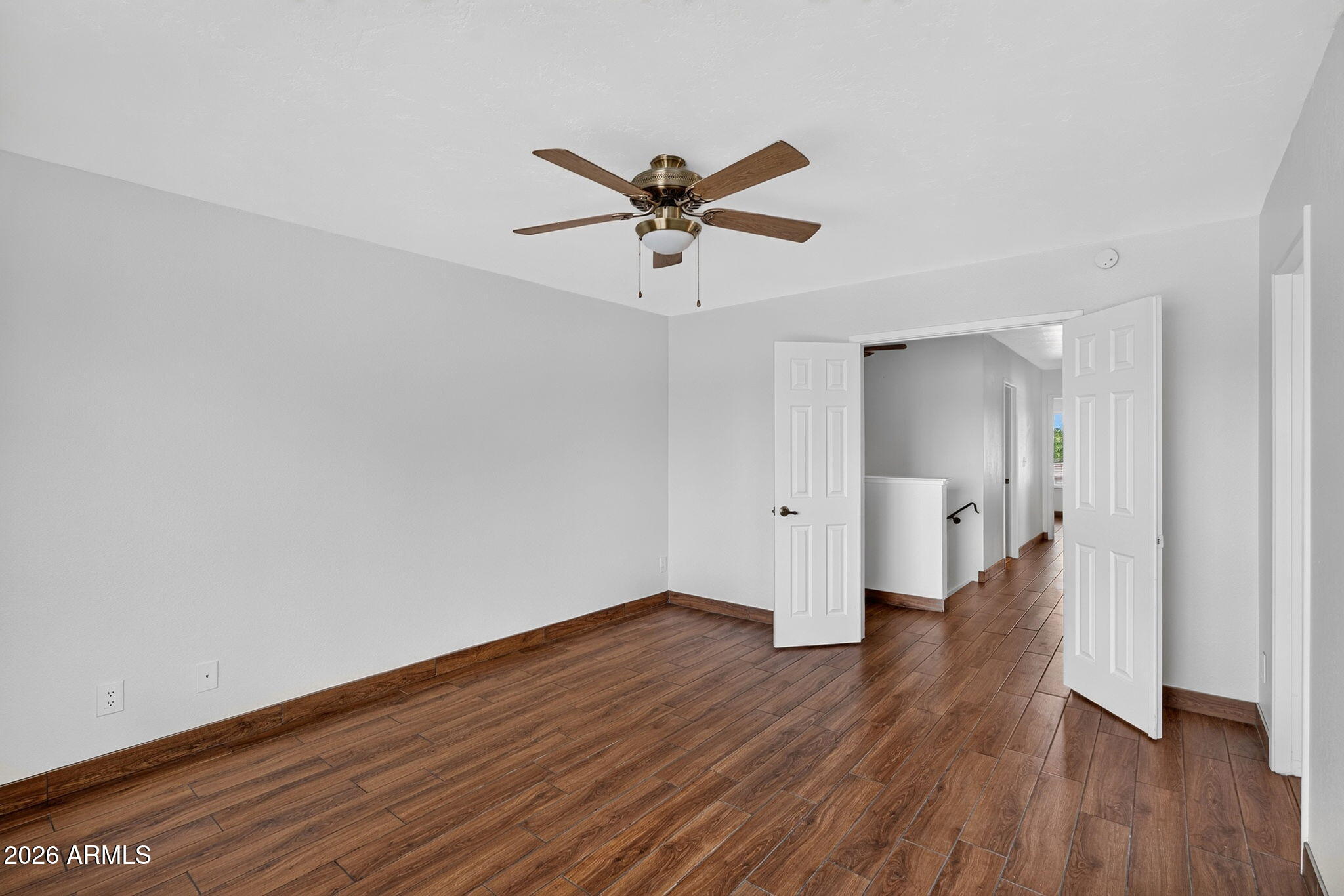 2119 E CROCUS Drive