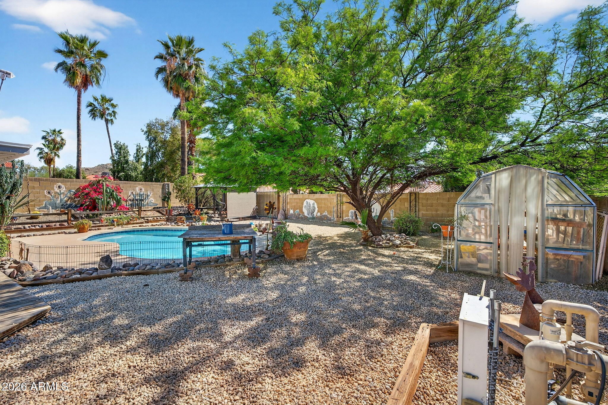 2119 E CROCUS Drive