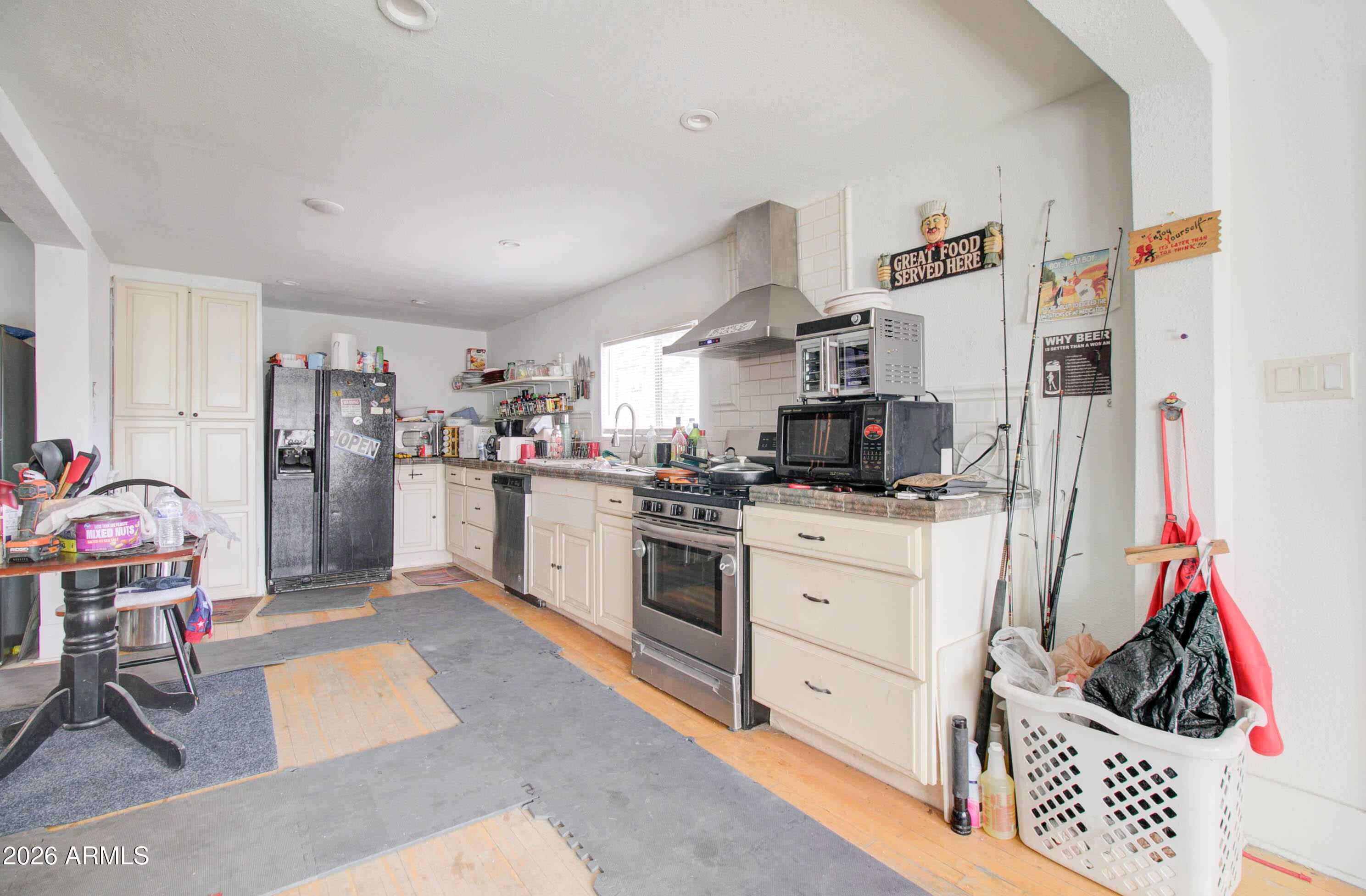 5649 S MIAMI GARDENS Drive