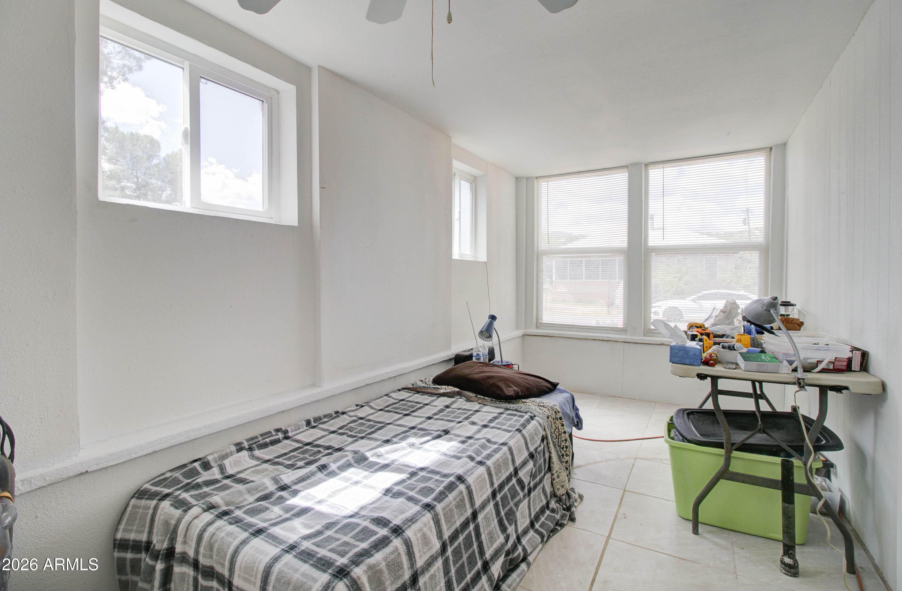 5649 S MIAMI GARDENS Drive