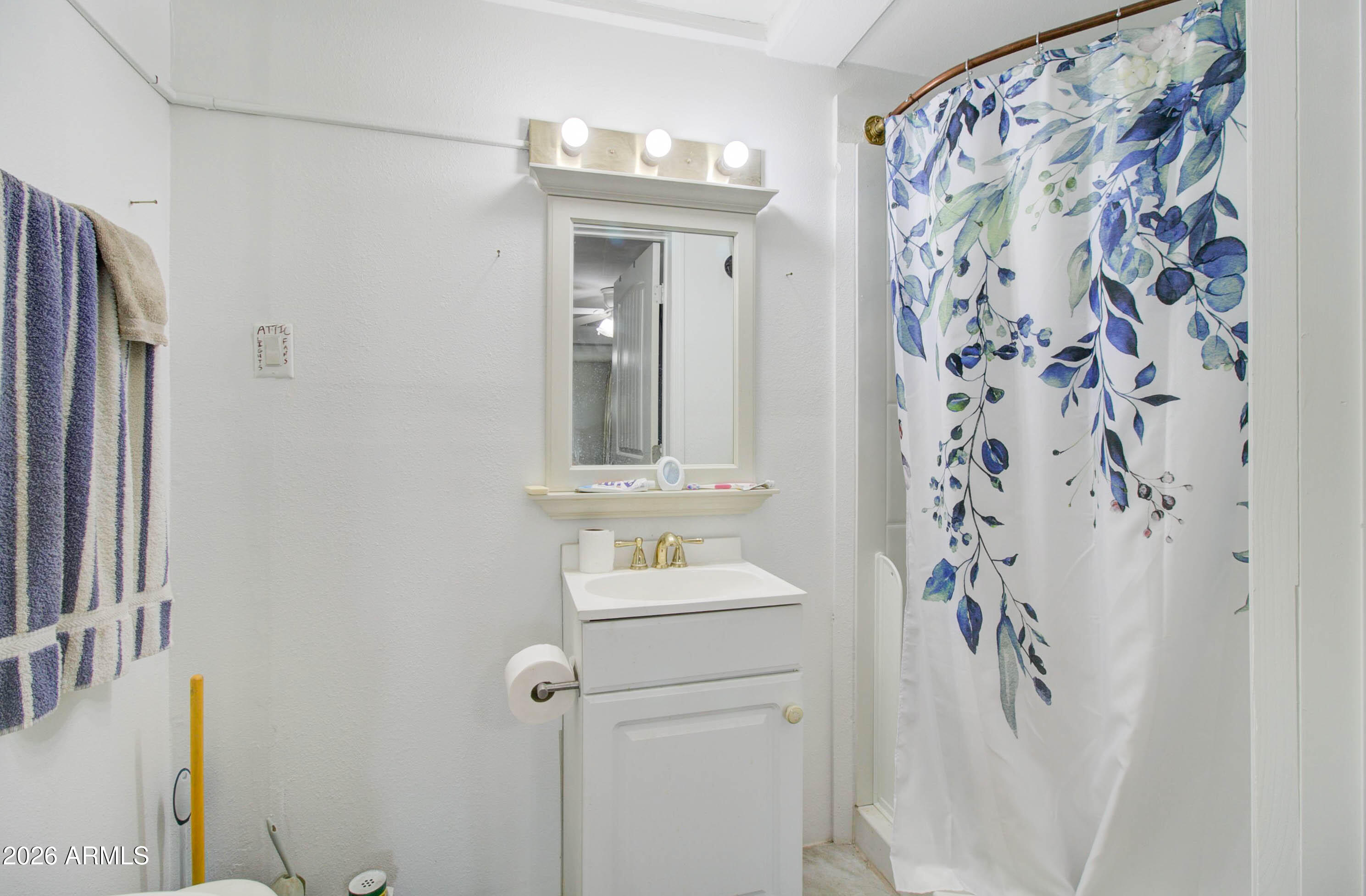 5649 S MIAMI GARDENS Drive