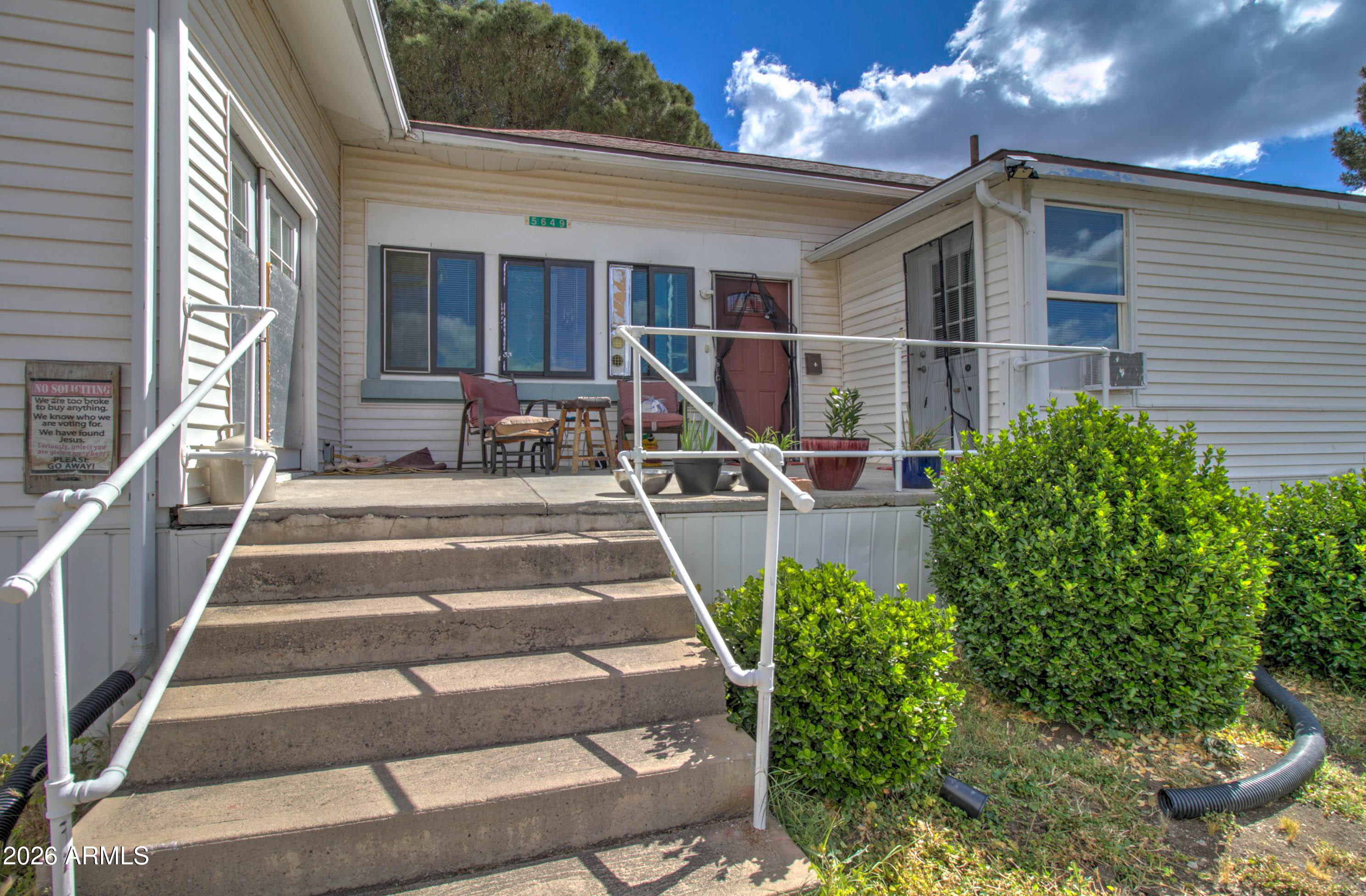 5649 S MIAMI GARDENS Drive