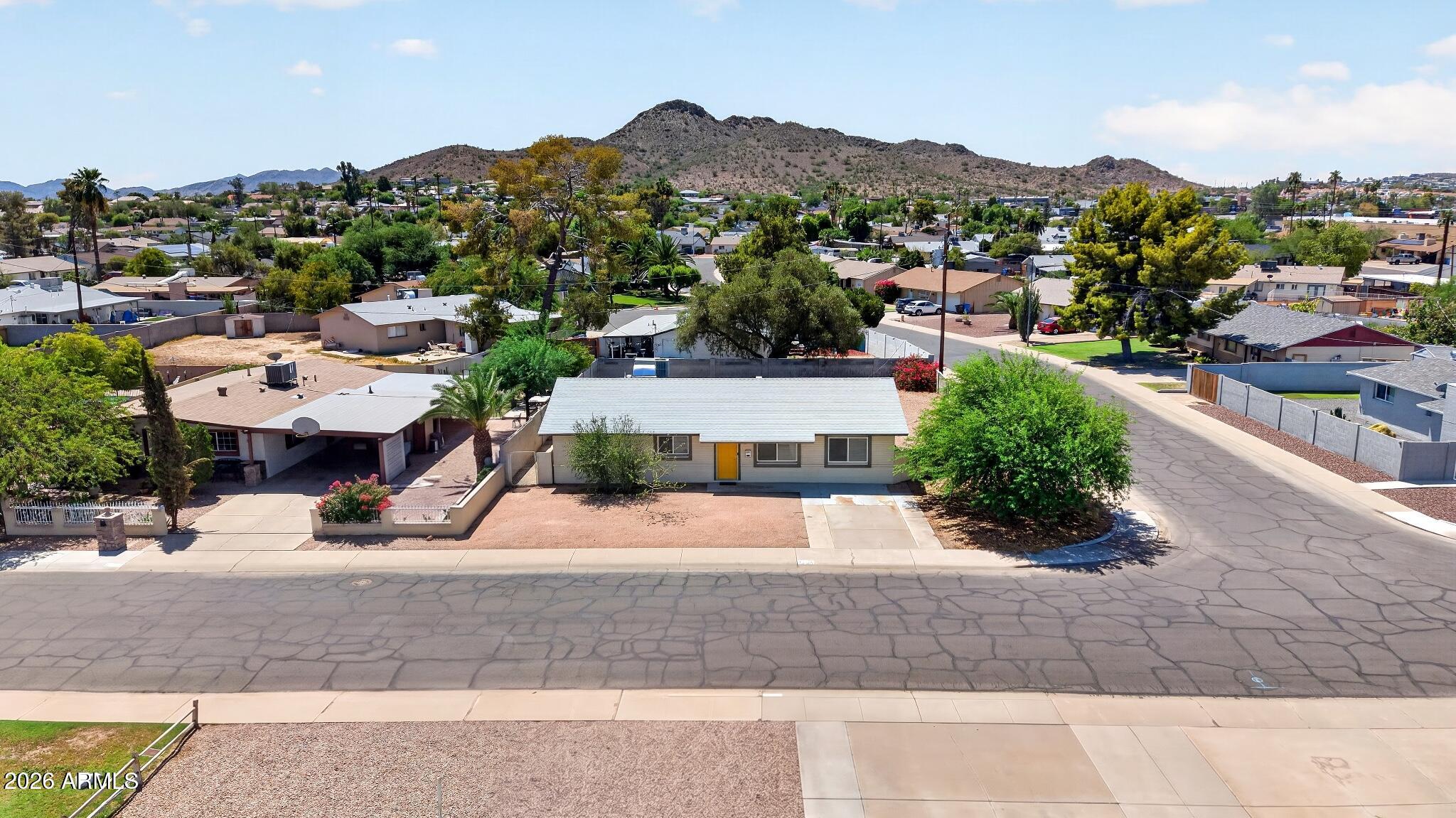 2501 E KAREN Drive