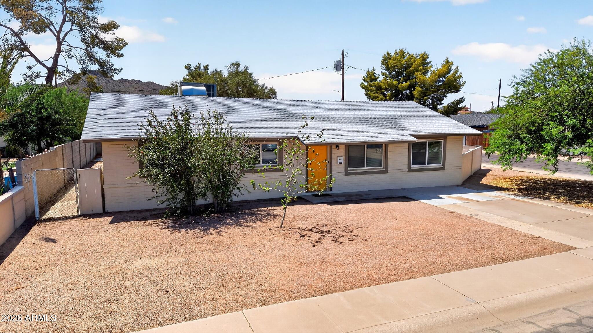 2501 E KAREN Drive