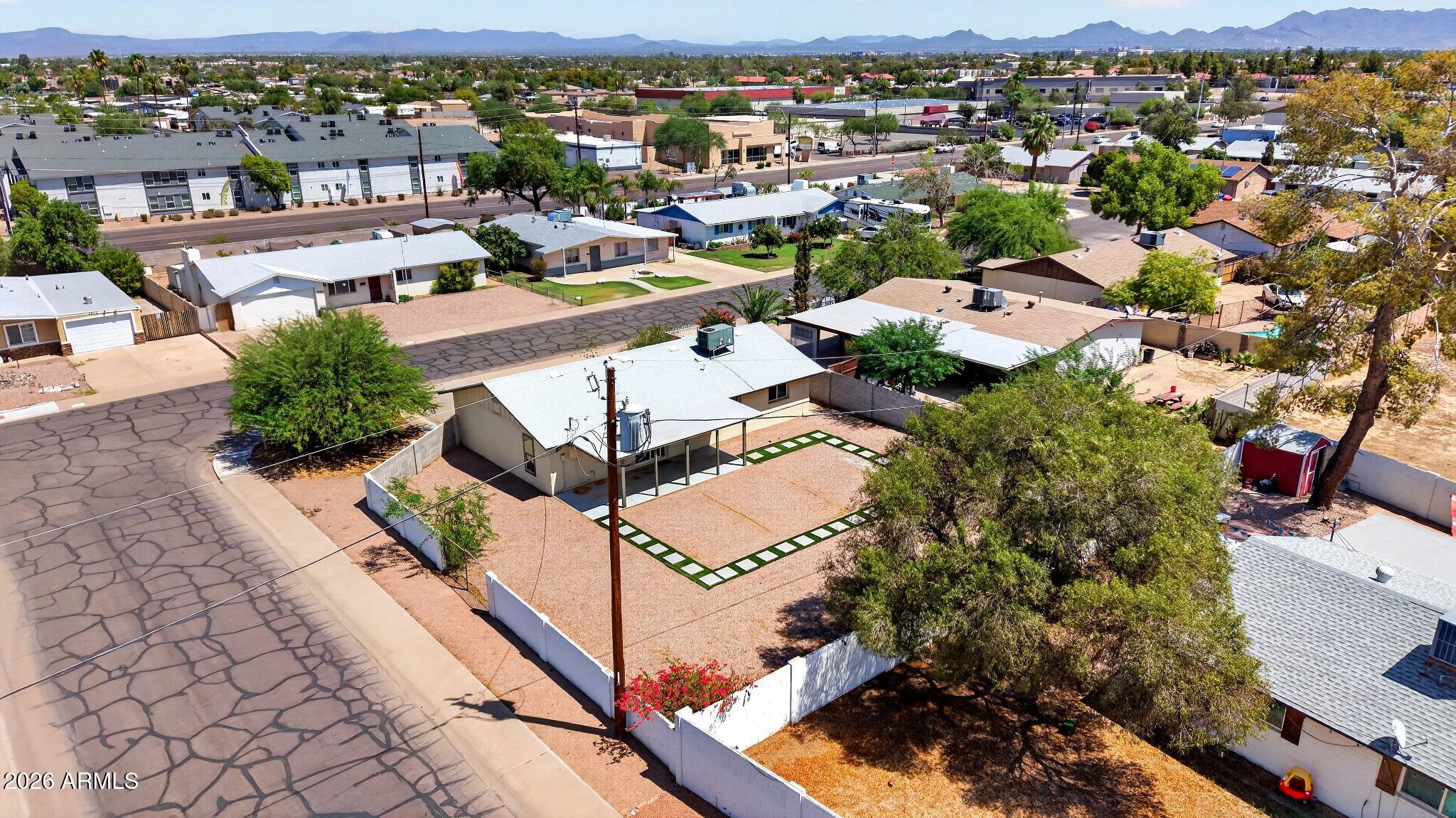 2501 E KAREN Drive
