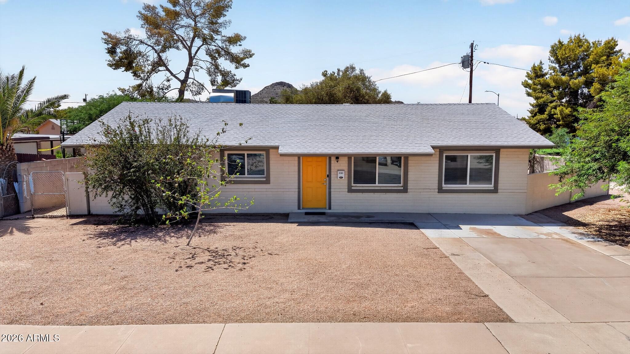 2501 E KAREN Drive