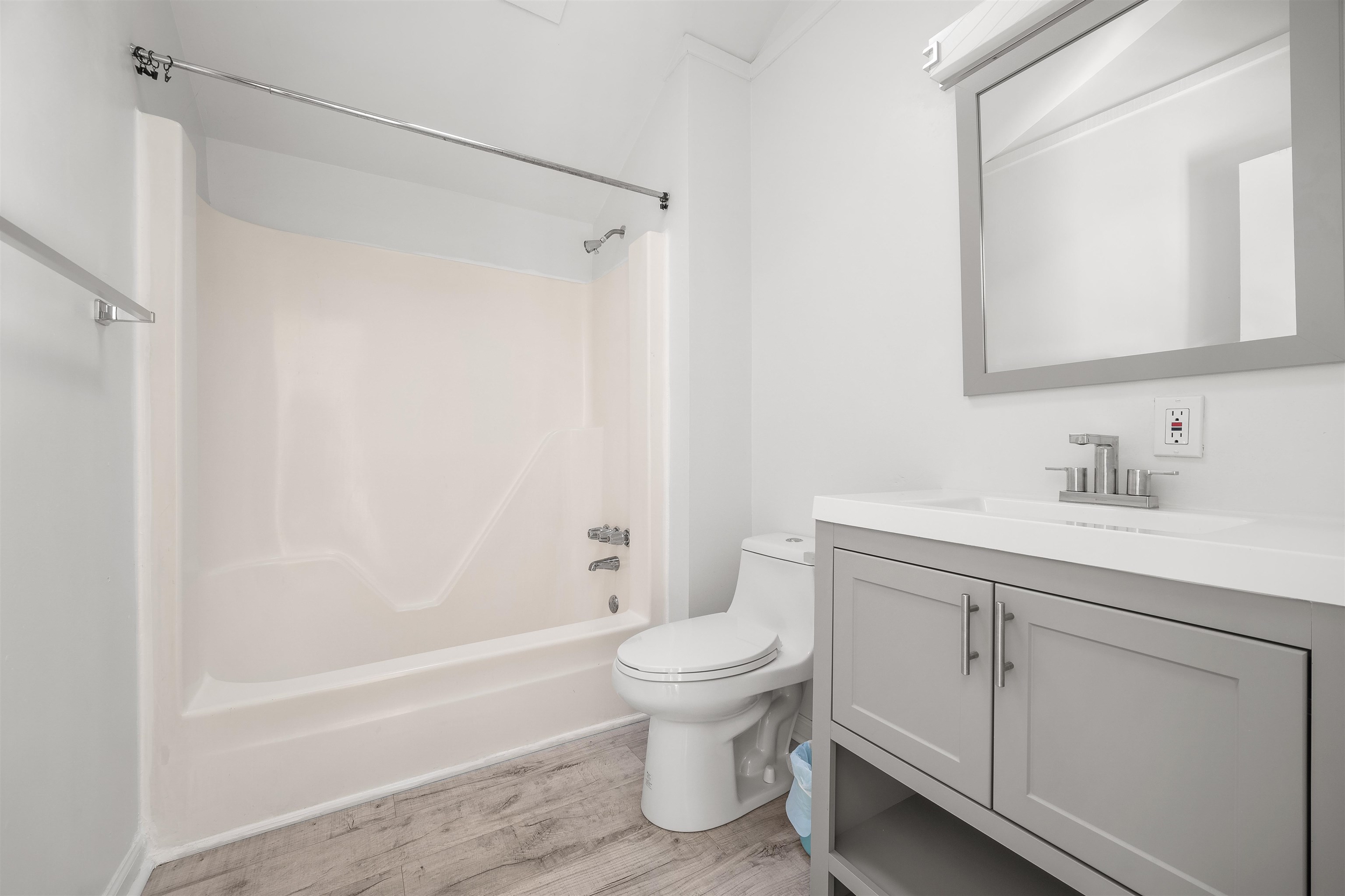 2319 Swan Island Road Unit: Lot 22