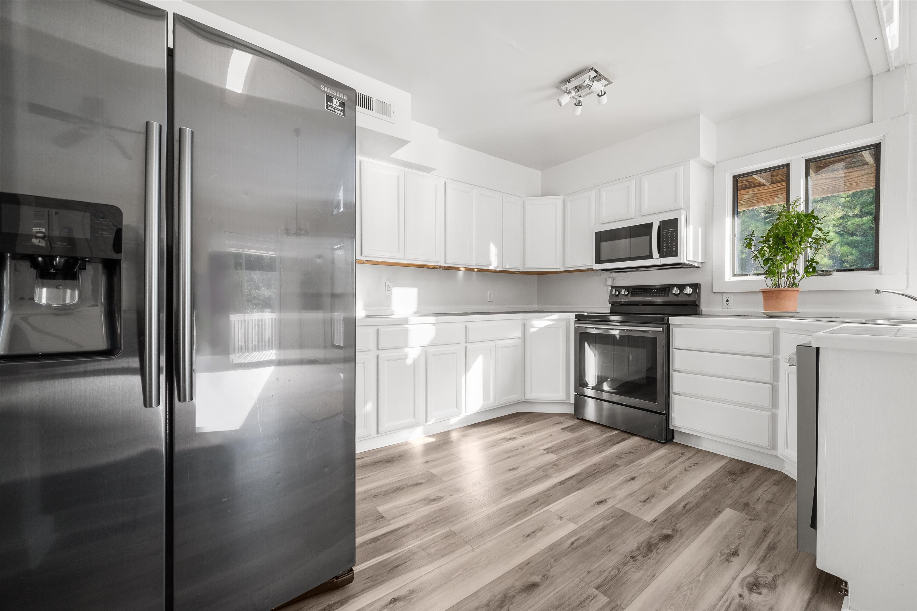2319 Swan Island Road Unit: Lot 22