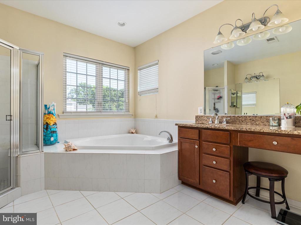 6560 WELLSPRING COURT
