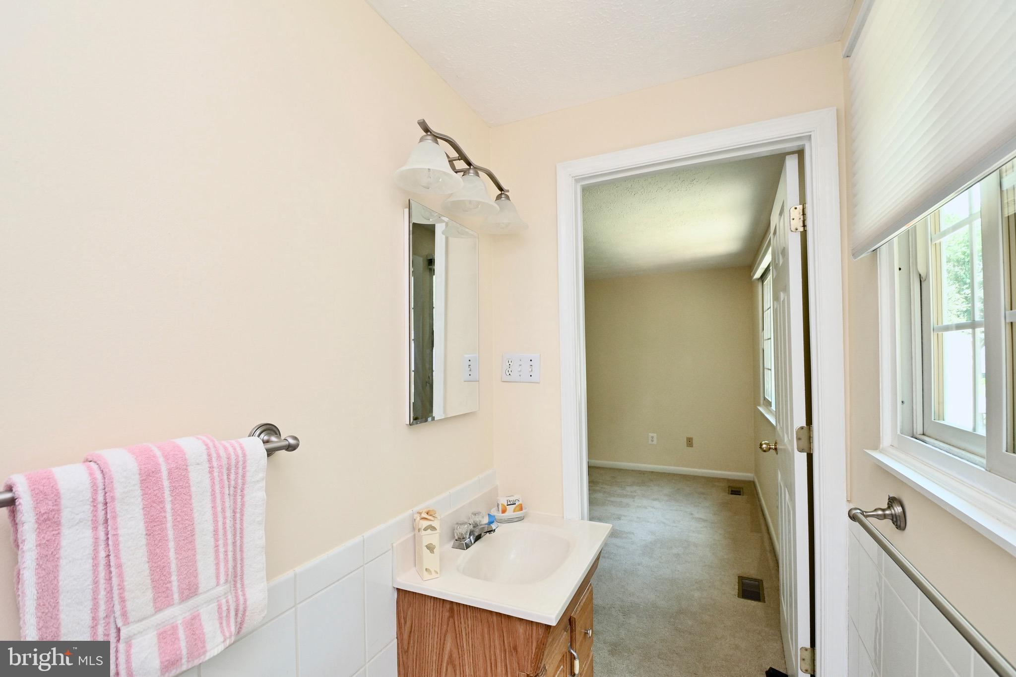 8113 WINTER BLUE COURT