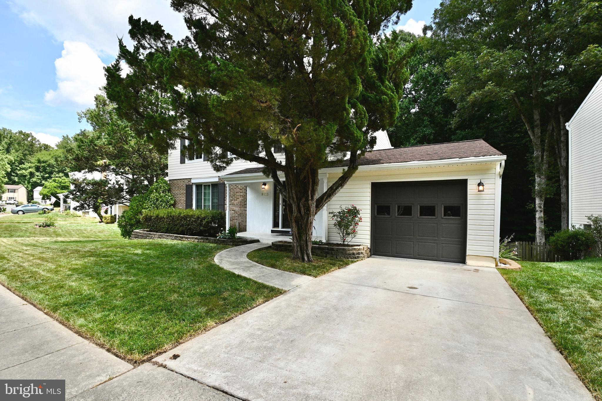 8113 WINTER BLUE COURT