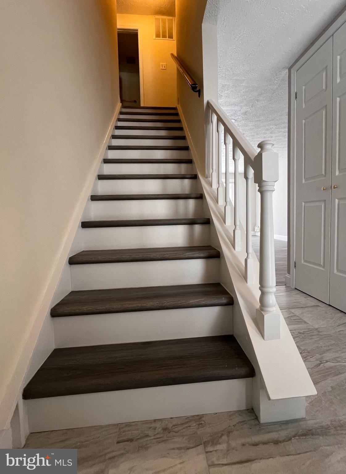 8113 WINTER BLUE COURT