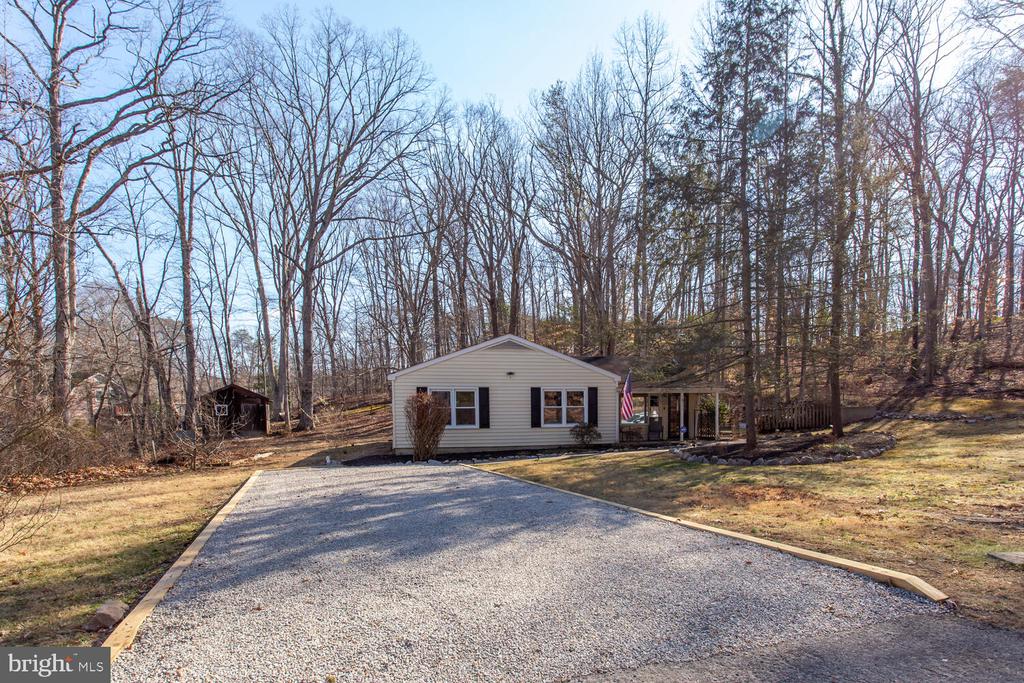 10511 MADISON DRIVE