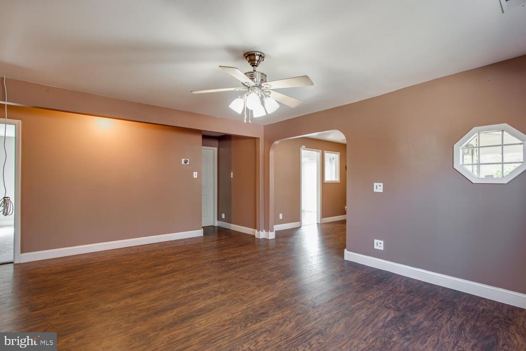10511 MADISON DRIVE