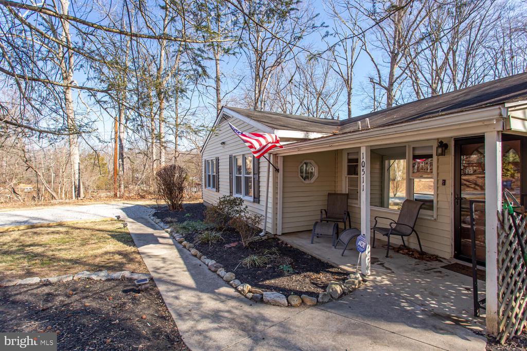 10511 MADISON DRIVE