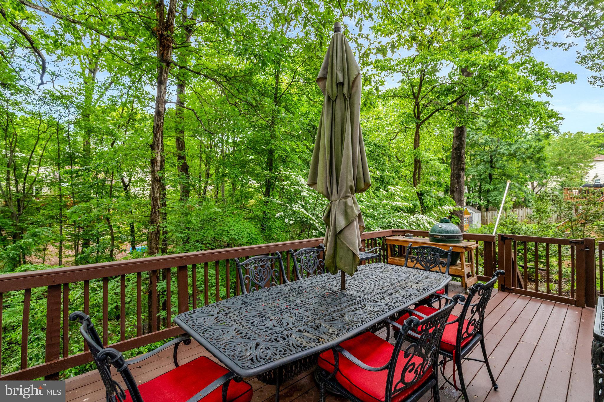 7006 MAPLE TREE LANE