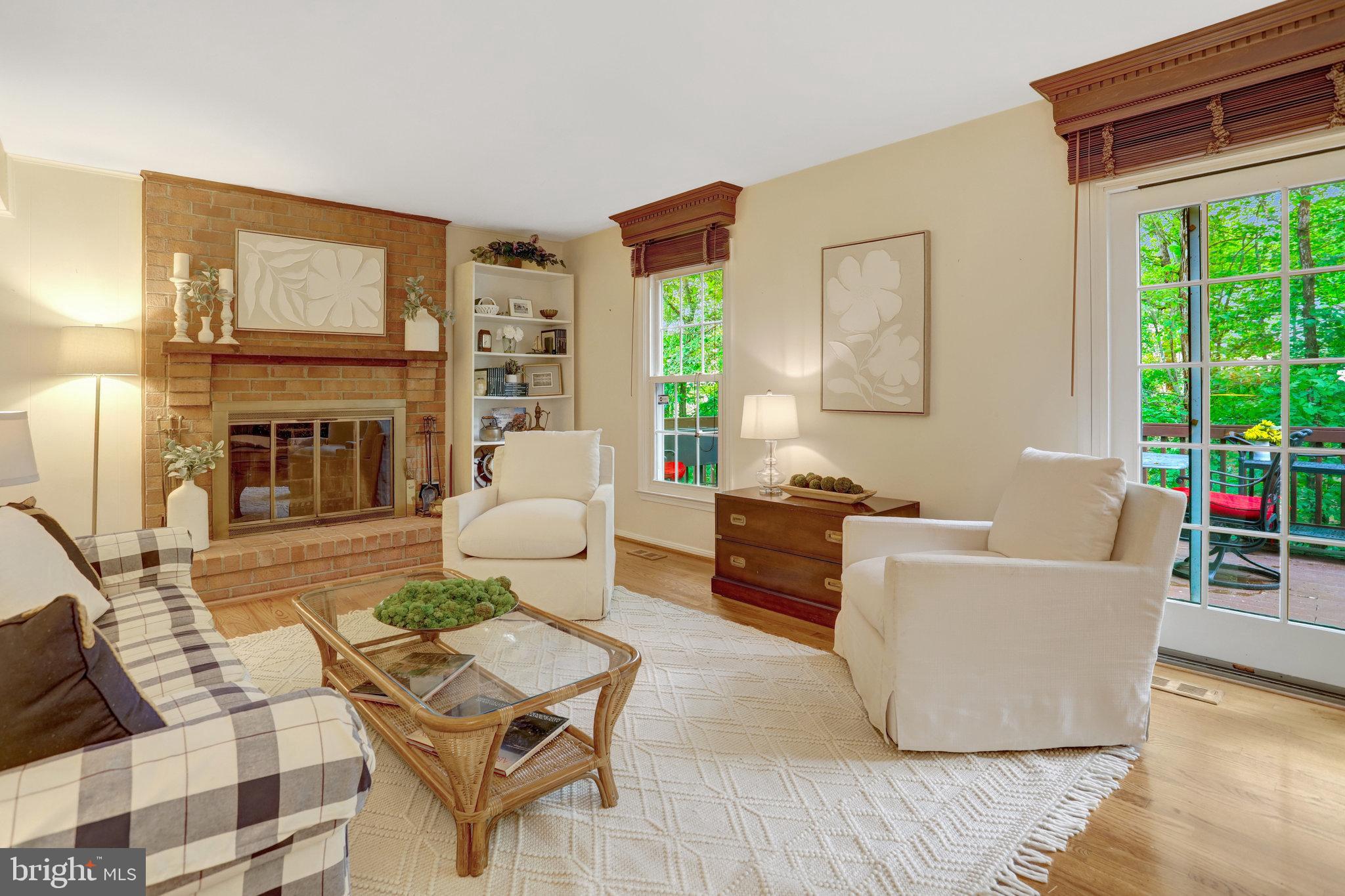 7006 MAPLE TREE LANE