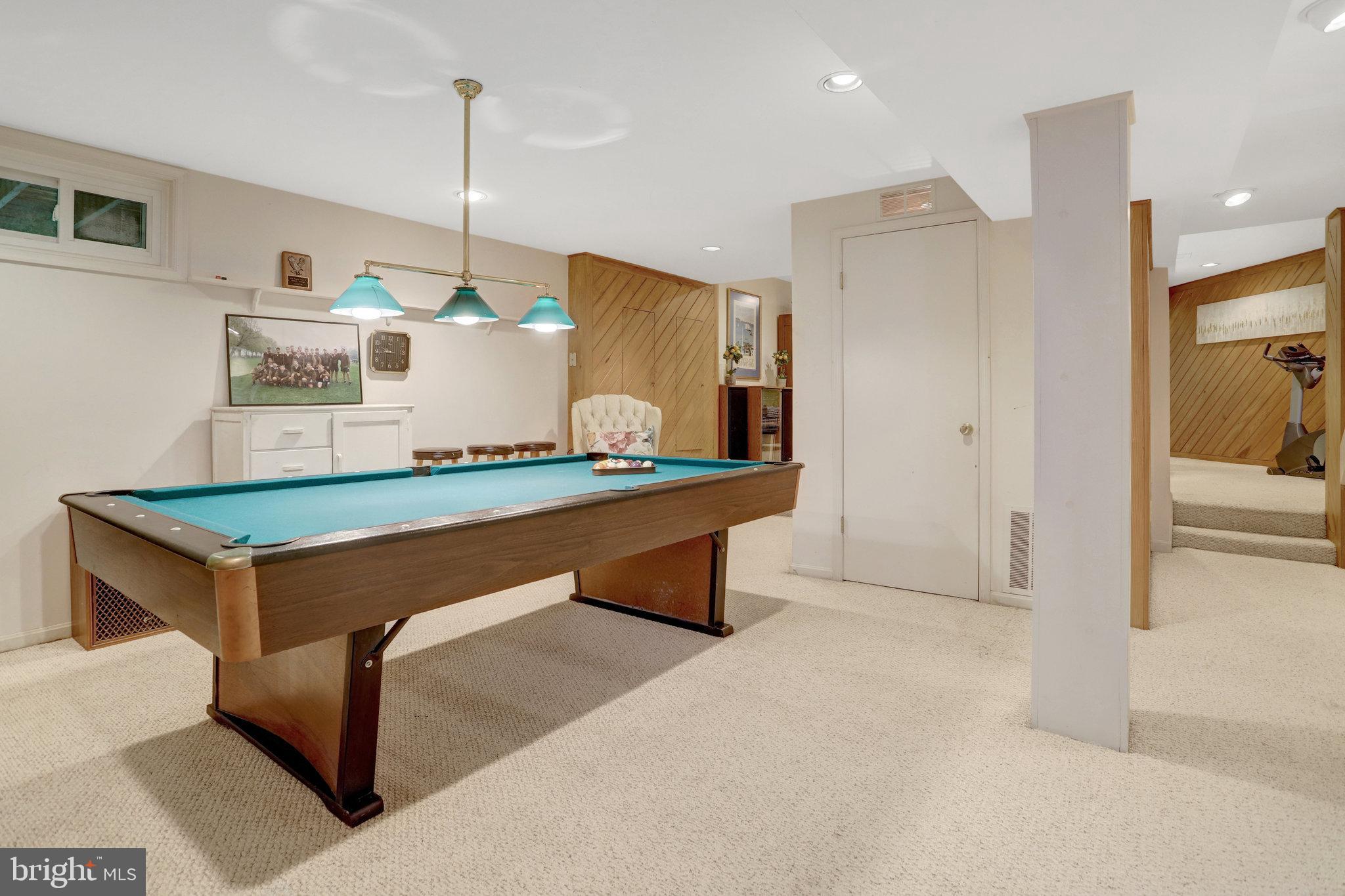 7006 MAPLE TREE LANE