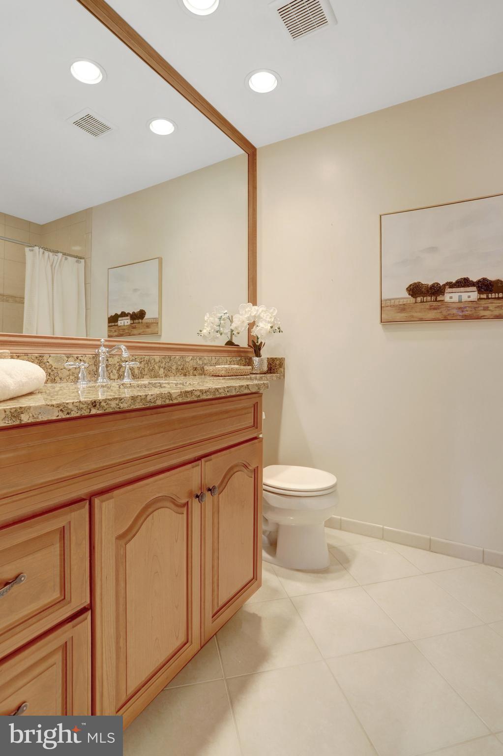 7006 MAPLE TREE LANE