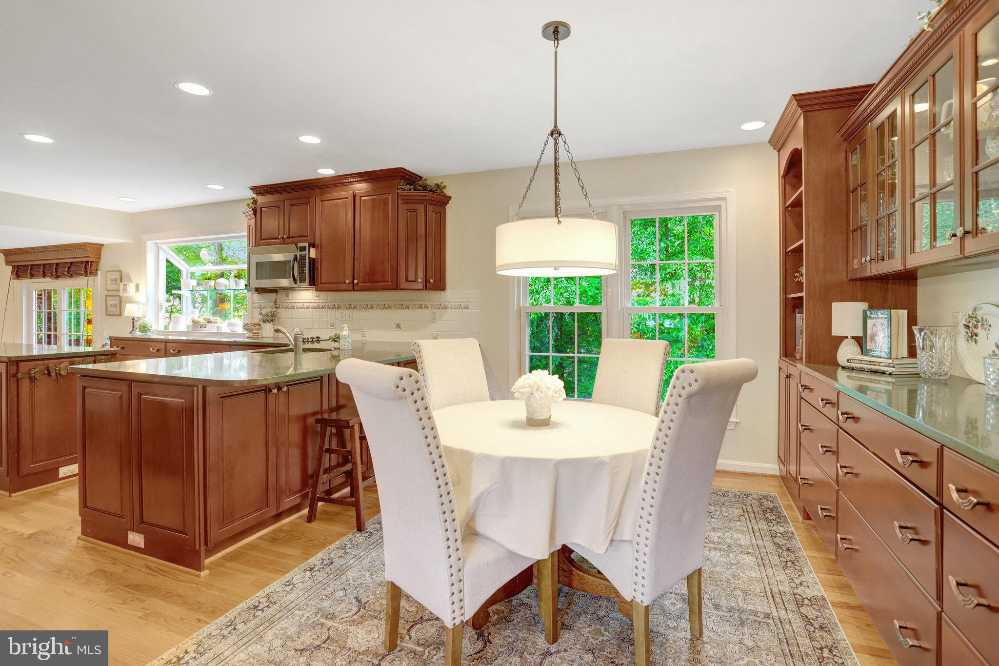 7006 MAPLE TREE LANE