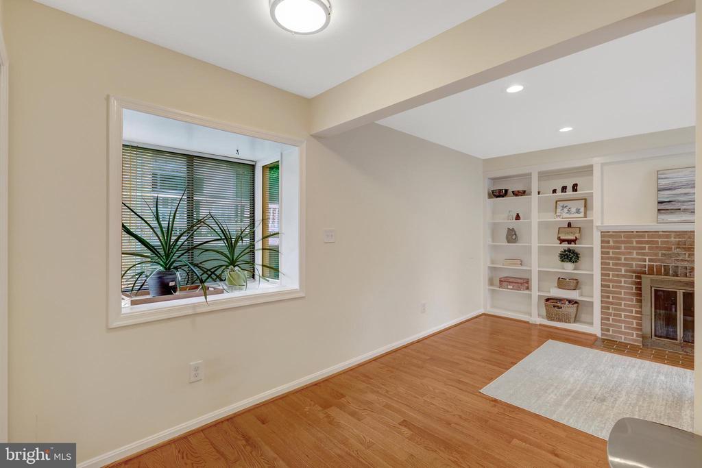 6868 CHELSEA ROAD