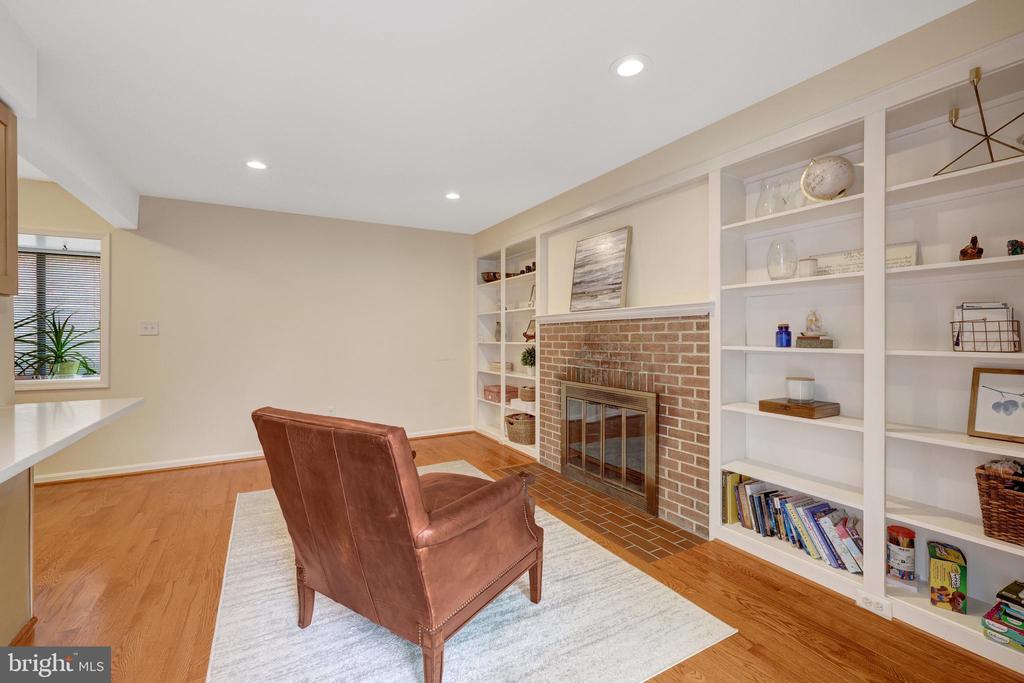 6868 CHELSEA ROAD
