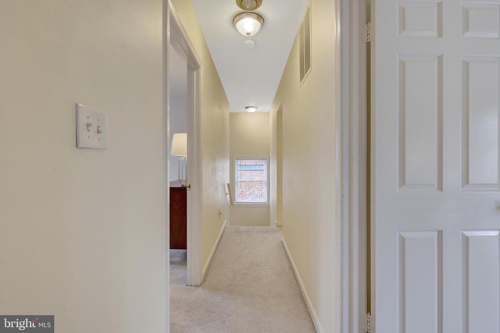 6868 CHELSEA ROAD