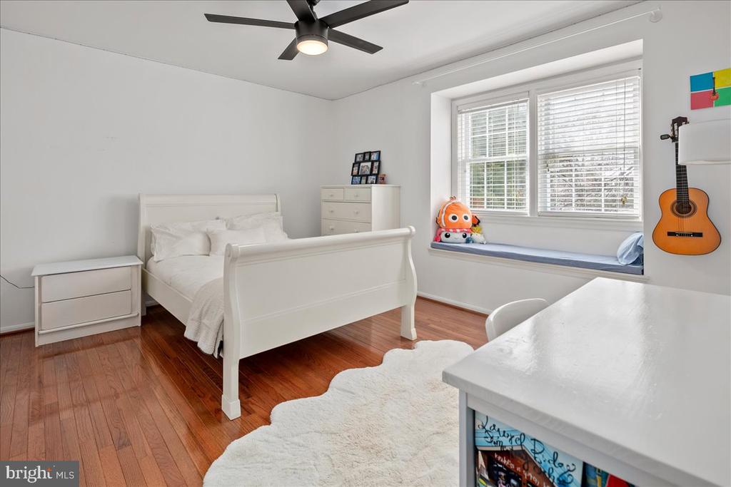 5262 PUMPHREY DRIVE
