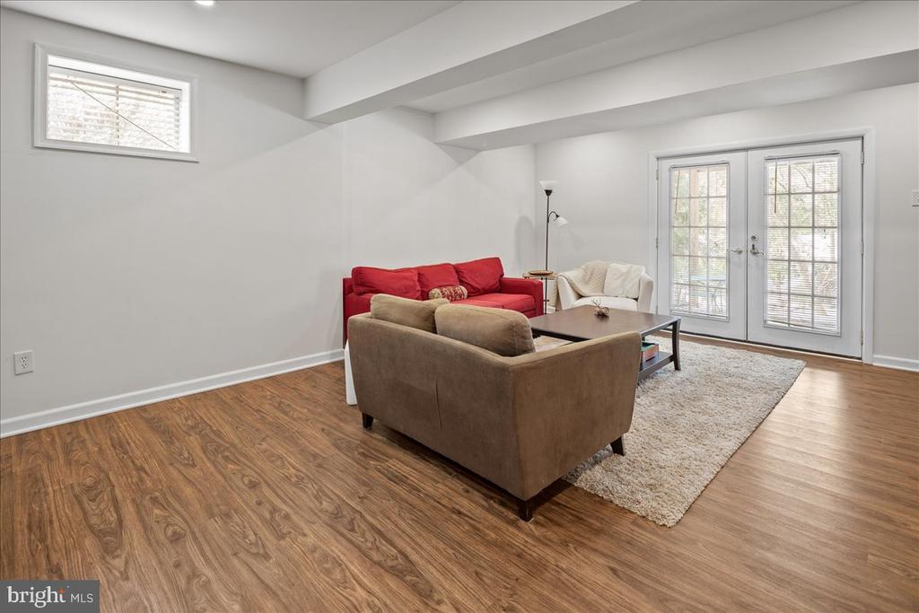 5262 PUMPHREY DRIVE