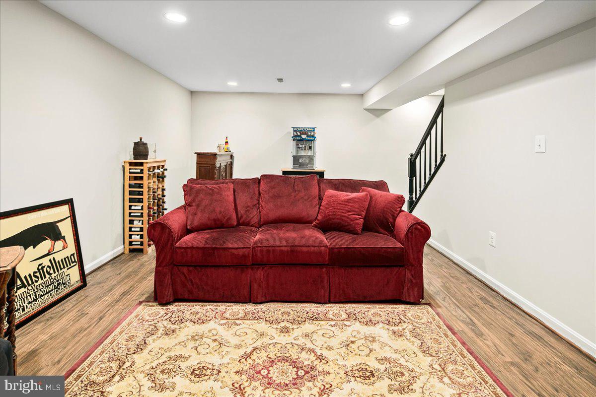 6582 FORSYTHIA STREET