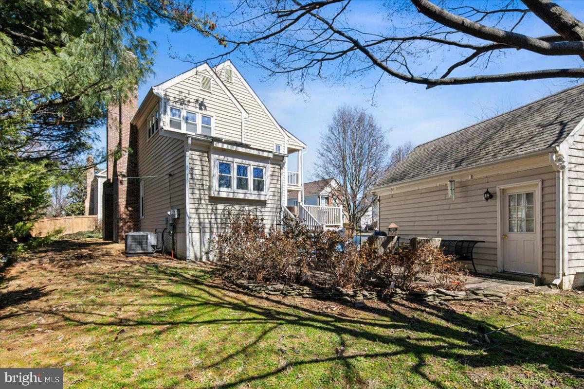 6582 FORSYTHIA STREET