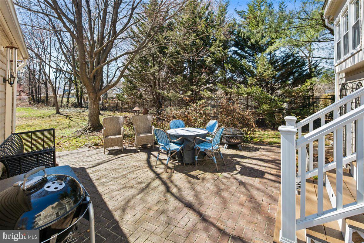 6582 FORSYTHIA STREET