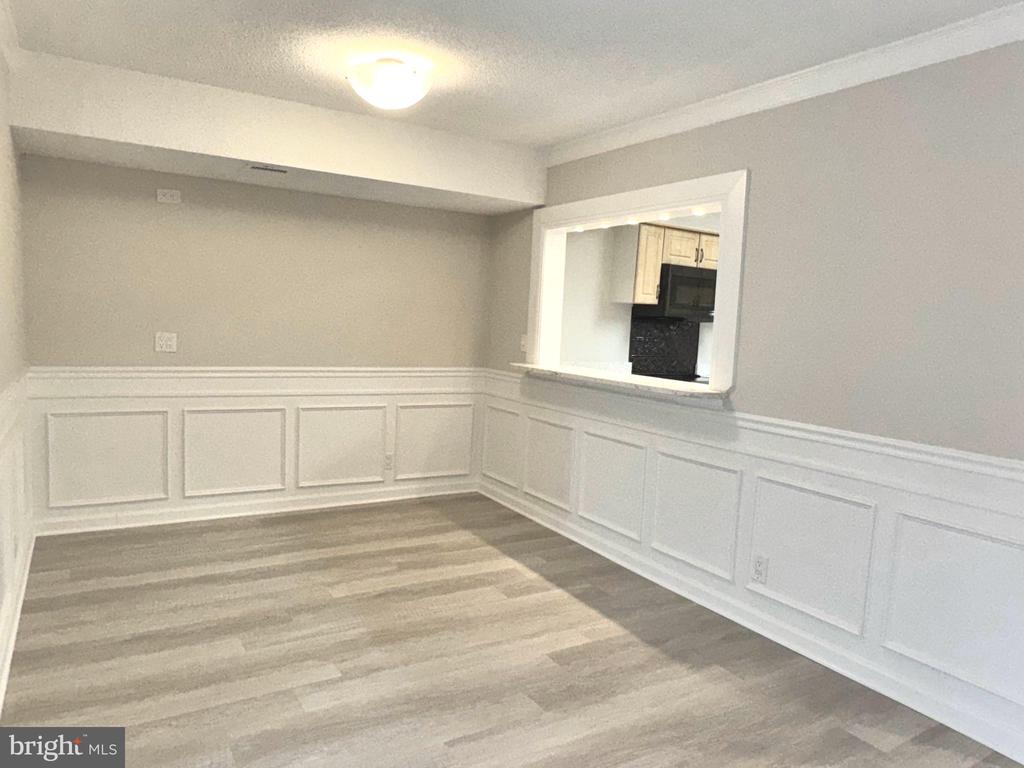 3800 POWELL LANE 302
