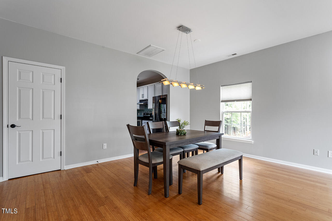 4528 Shady Side Lane