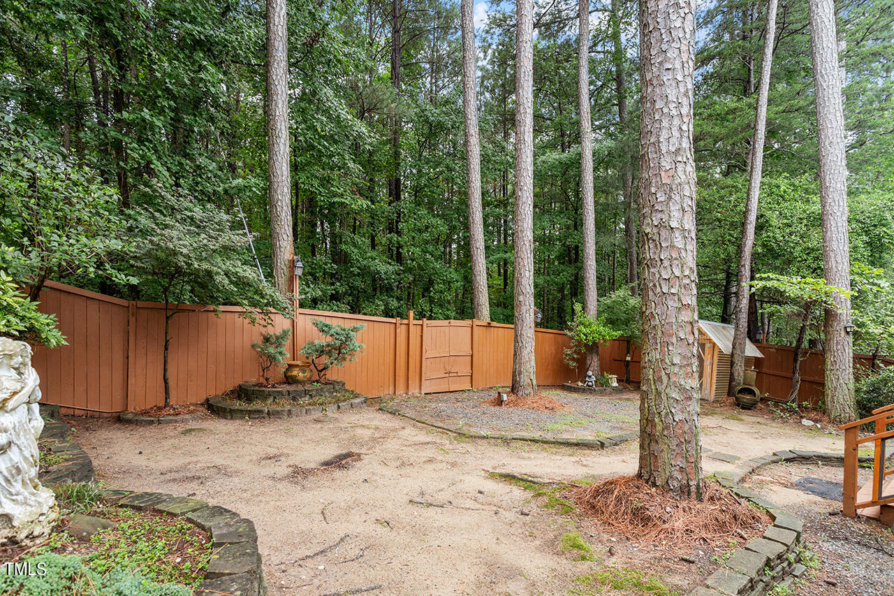 4528 Shady Side Lane