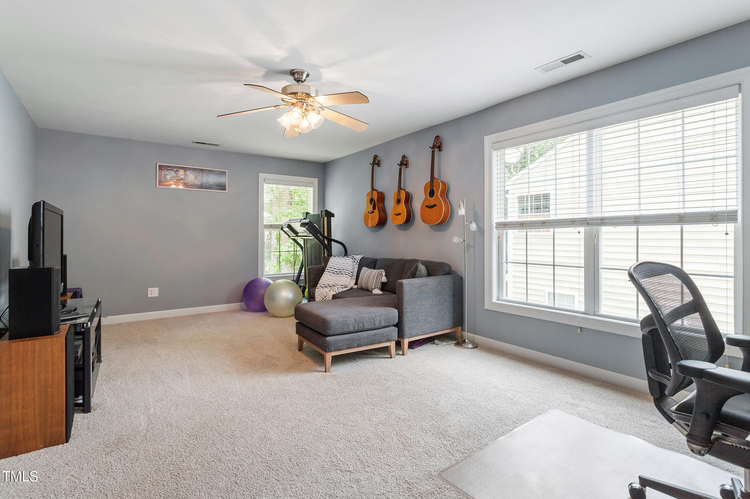 2422 Castleburg Drive