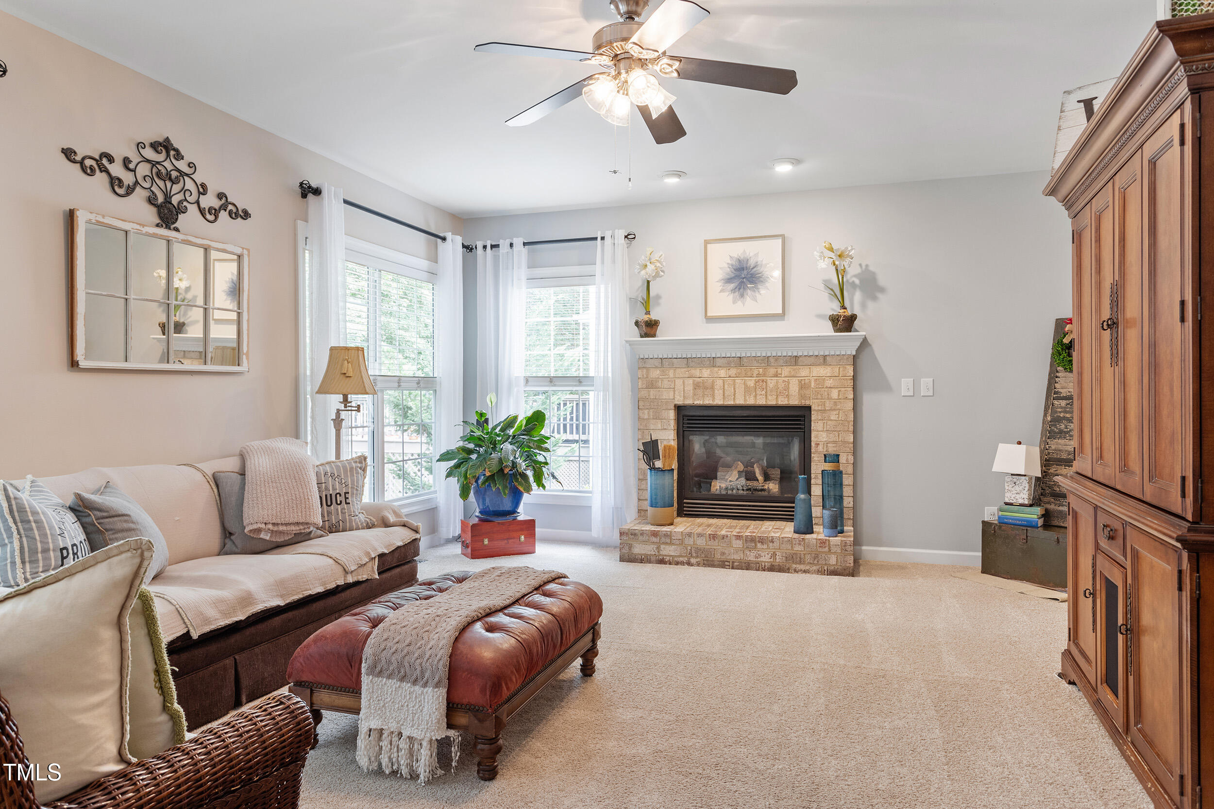 2422 Castleburg Drive