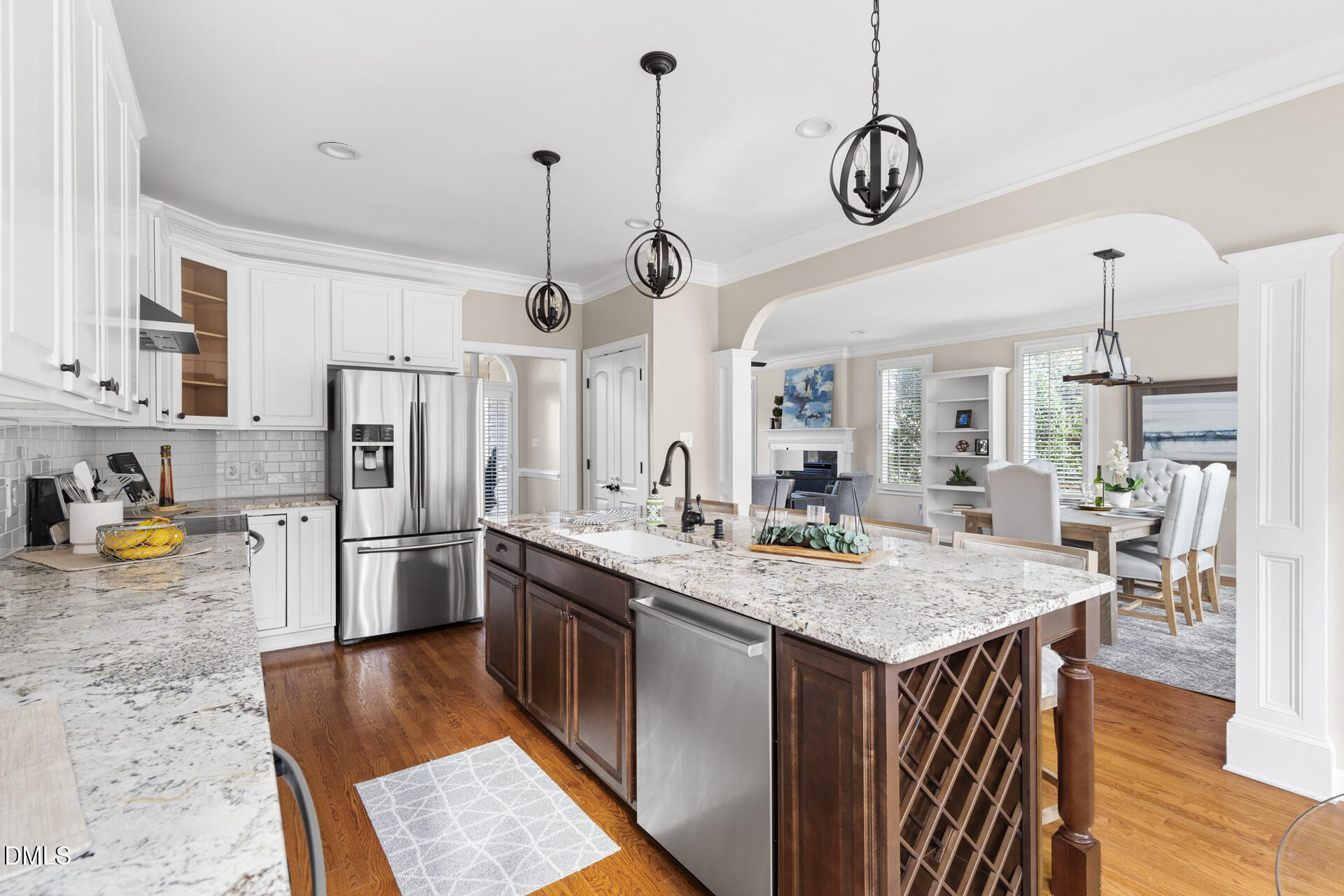 19240 Stone Brook