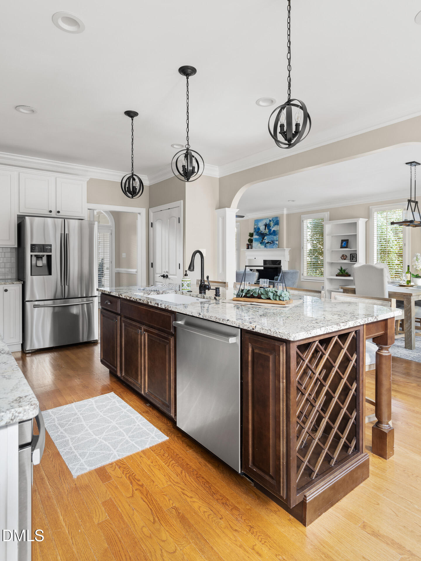 19240 Stone Brook